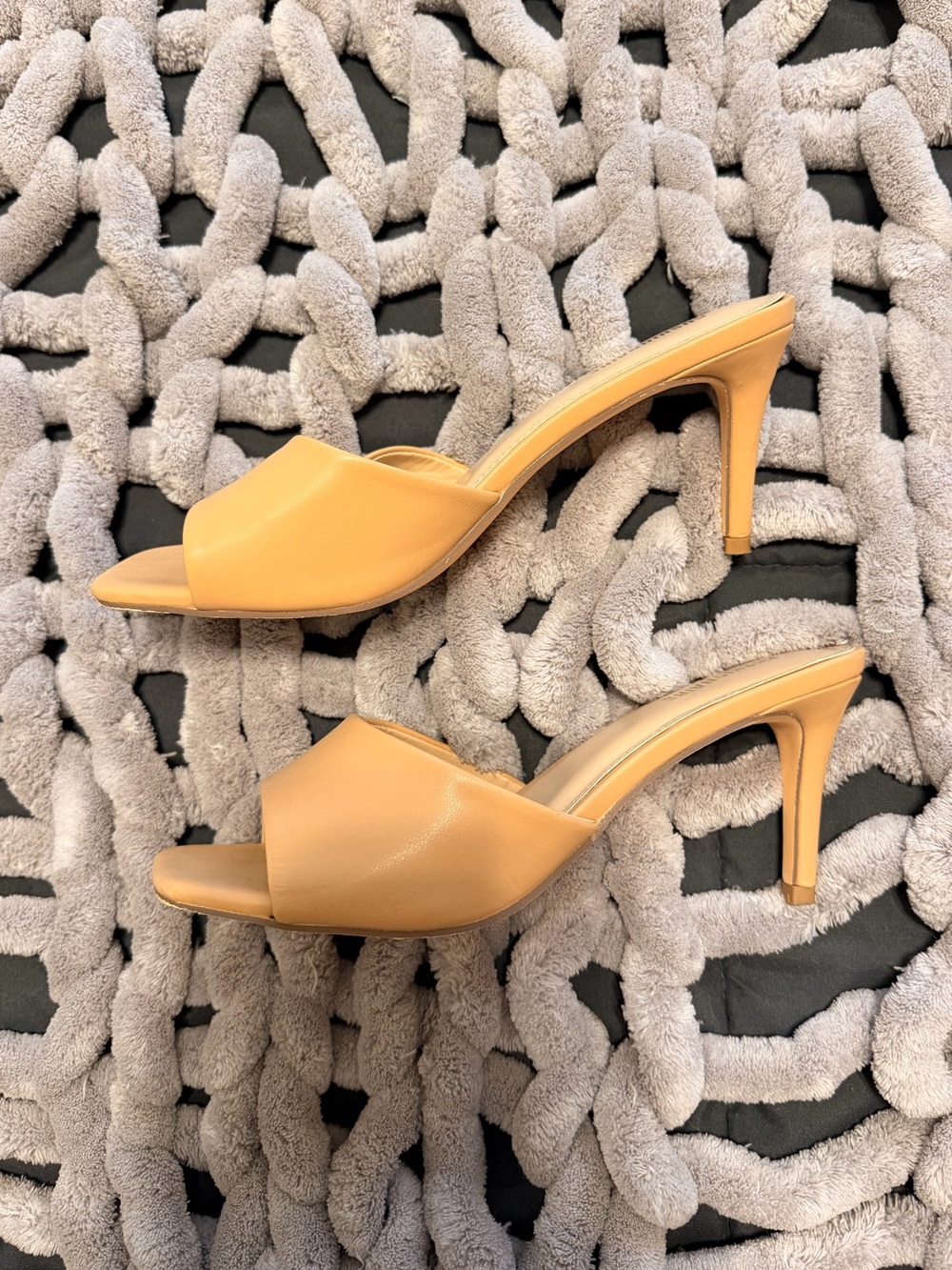 cushionaire heels